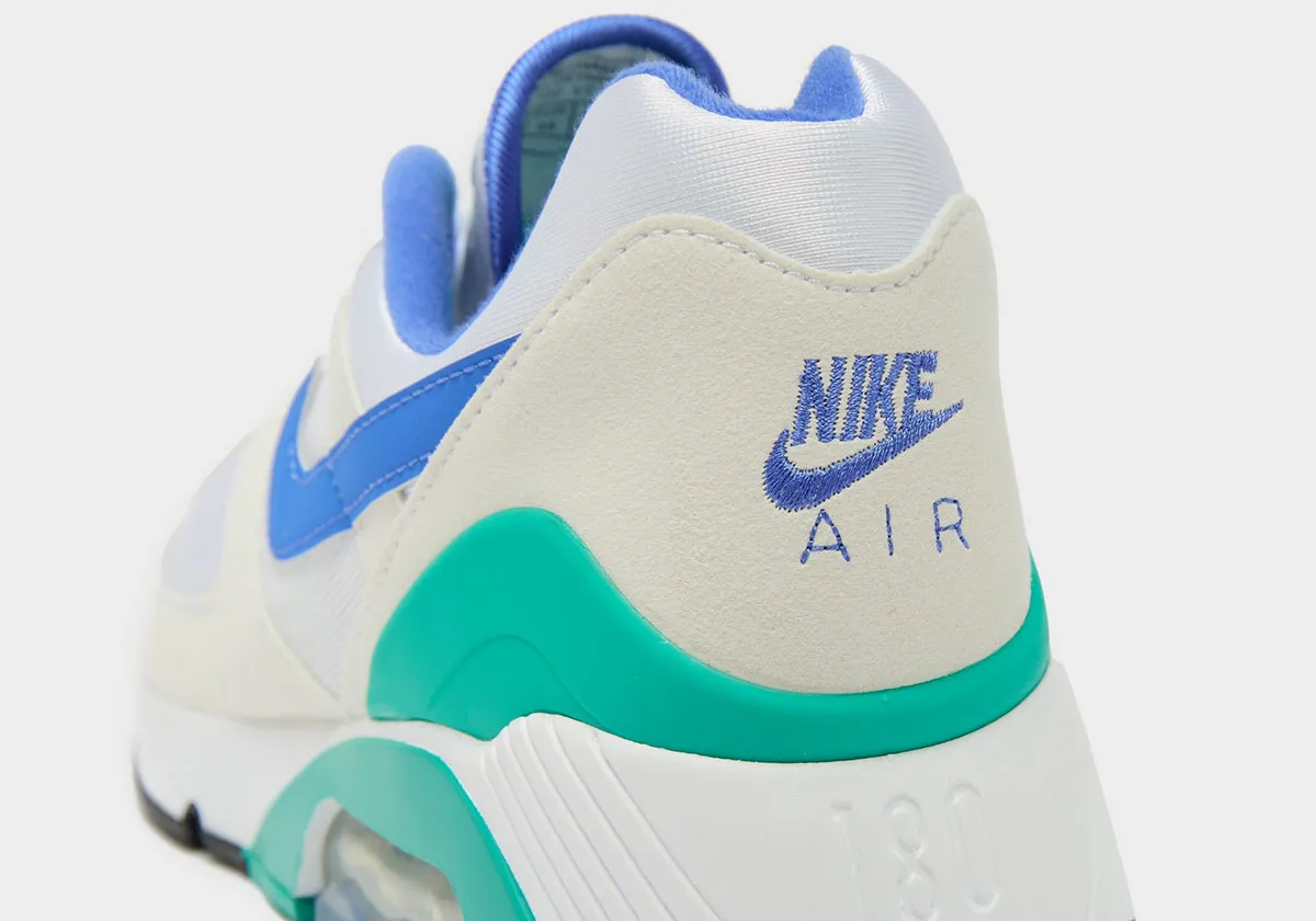 La Nike Air Max 180 « Bluebird » fait son retour après trois décennies d'attente