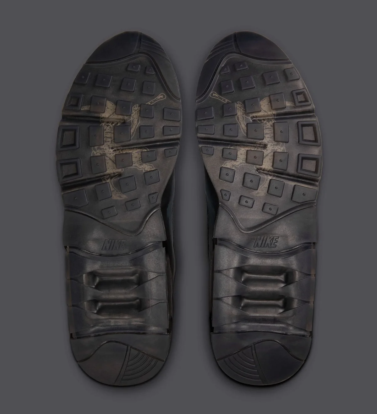 Nike Air Max 180 x PAN Records présente une nouvelle basket au design très sombre