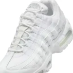 La Nike Air Max 95 « All White » devrait sortir cet été