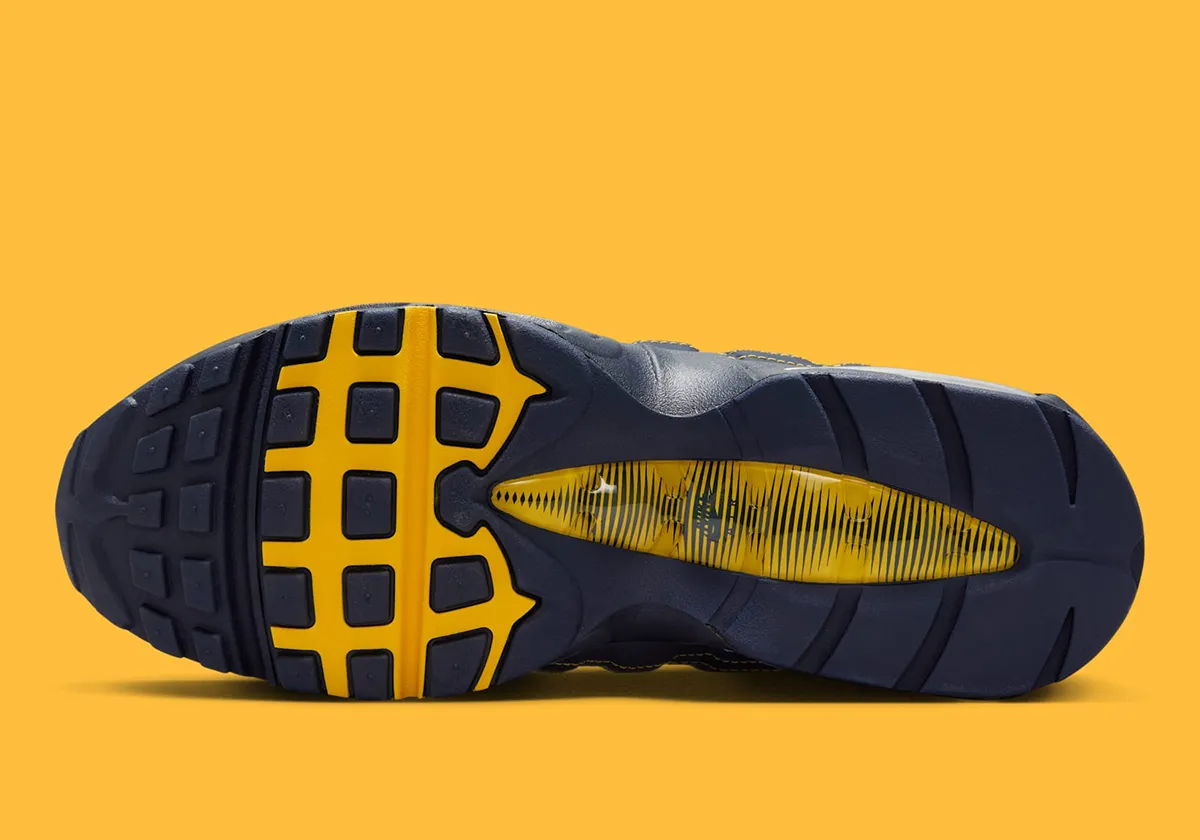 Nike Air Max 95 Michigan 5 La Nike Air Max 95 « Michigan » est la basket estivale à surveiller