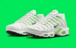La Nike Air Max Plus « Green Strike » arrive avec un nouveau design dégradé pour l'été