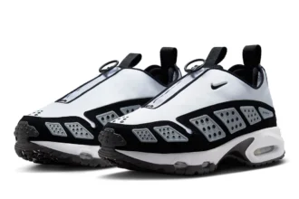 La Nike Air Max Sunder « Panda » offre à la silhouette classique un relooking monochrome