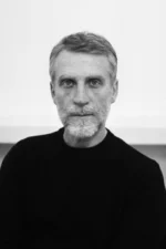 Simone Bellotti x Jil Sander Simone Bellotti inaugure une nouvelle ère chez Jil Sander
