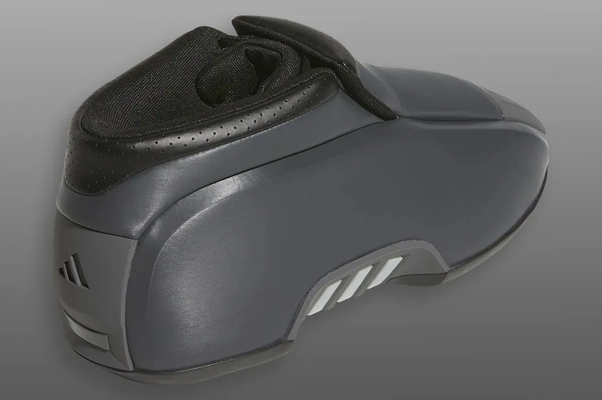 La adidas Crazy 2 « Silver Metallic » revient en avril, avec sa boîte à chaussures OG rétro