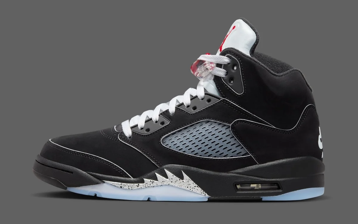 Air Jordan 5 Retro Black Metallic Reimagined Restock 1 Nike réédite la Air Jordan 5 Retro Black Metallic Reimagined lors de l'événement « Three Days of Heat »