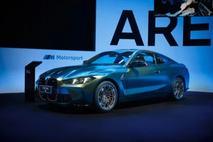 La BMW M4 Edition Nürburgring dévoile ses courbes exclusives au Salon de Shanghai 2025