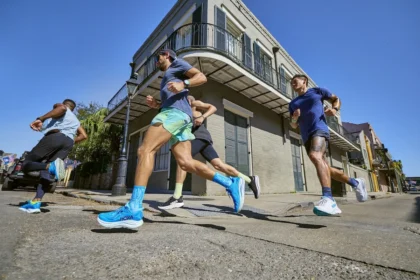 La nouvelle HOKA Clifton 10 va-t-elle révolutionner la course à pied ? Découvrez ses innovations bluffantes !