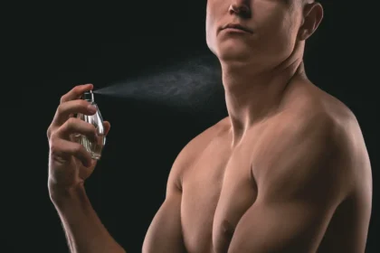 Les hommes qui portent ce parfum au musc ont un avantage secret en séduction - Voici pourquoi