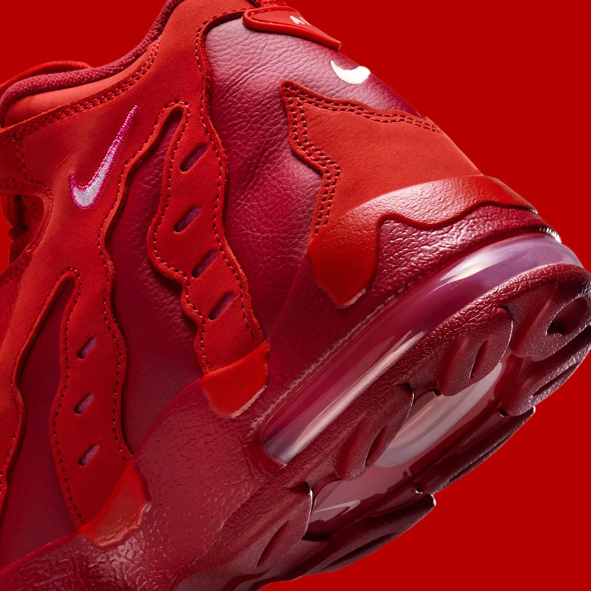 La Nike Air DT Max '96 « Love Letter To Connie » célèbre le lien familial de Deion Sanders