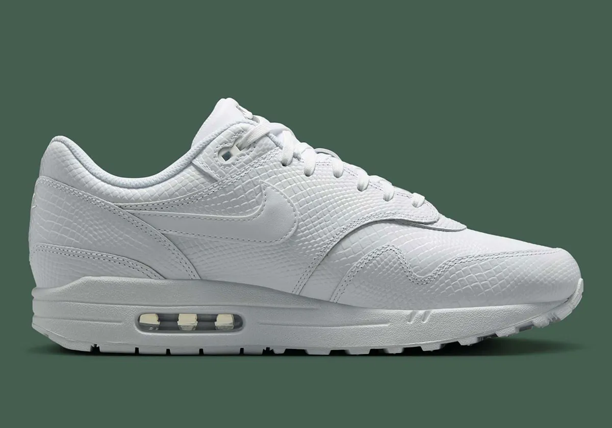 Voici la Air Max 1 « White » à textures reptiliennes : la sneaker blanche la plus stylée de l’année ?