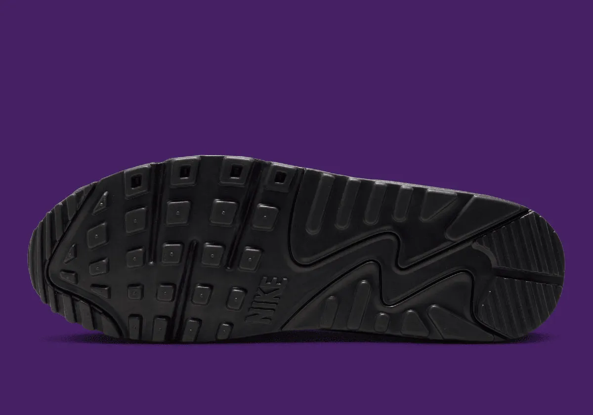 Retour du mythe : la Nike Air Max 90 « Purple Pigeon » va-t-elle détrôner la légendaire SB Dunk Low ?