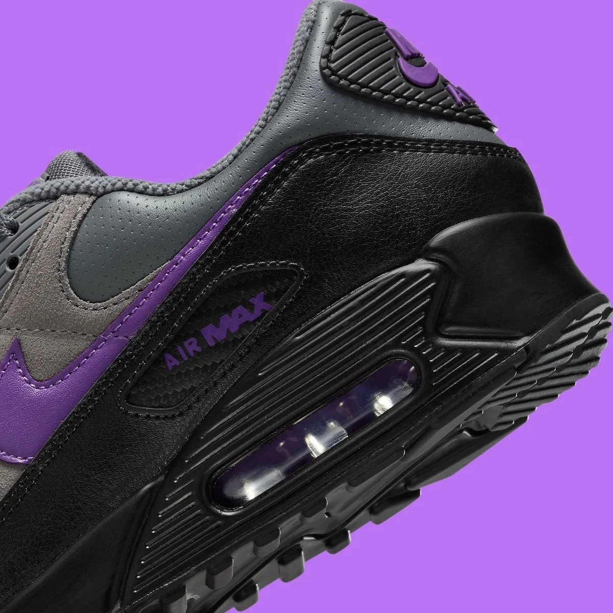 La Nike Air Max 90 « Wild Grape » vient compléter la gamme « Racing Pack » pour l'automne 2025