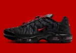 La Nike Air Max Plus « Tuned Air » est de retour avec un logo surdimensionné