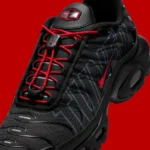 La Nike Air Max Plus « Tuned Air » est de retour avec un logo surdimensionné