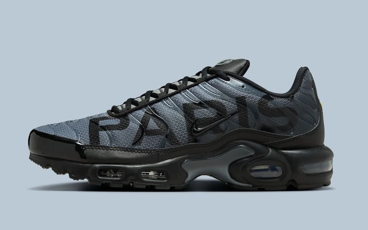 Nike Air Max Plus x PSG 2 Nike Air Max Plus reçoit un traitement furtif PSG avant les quarts de finale de la Ligue des champions