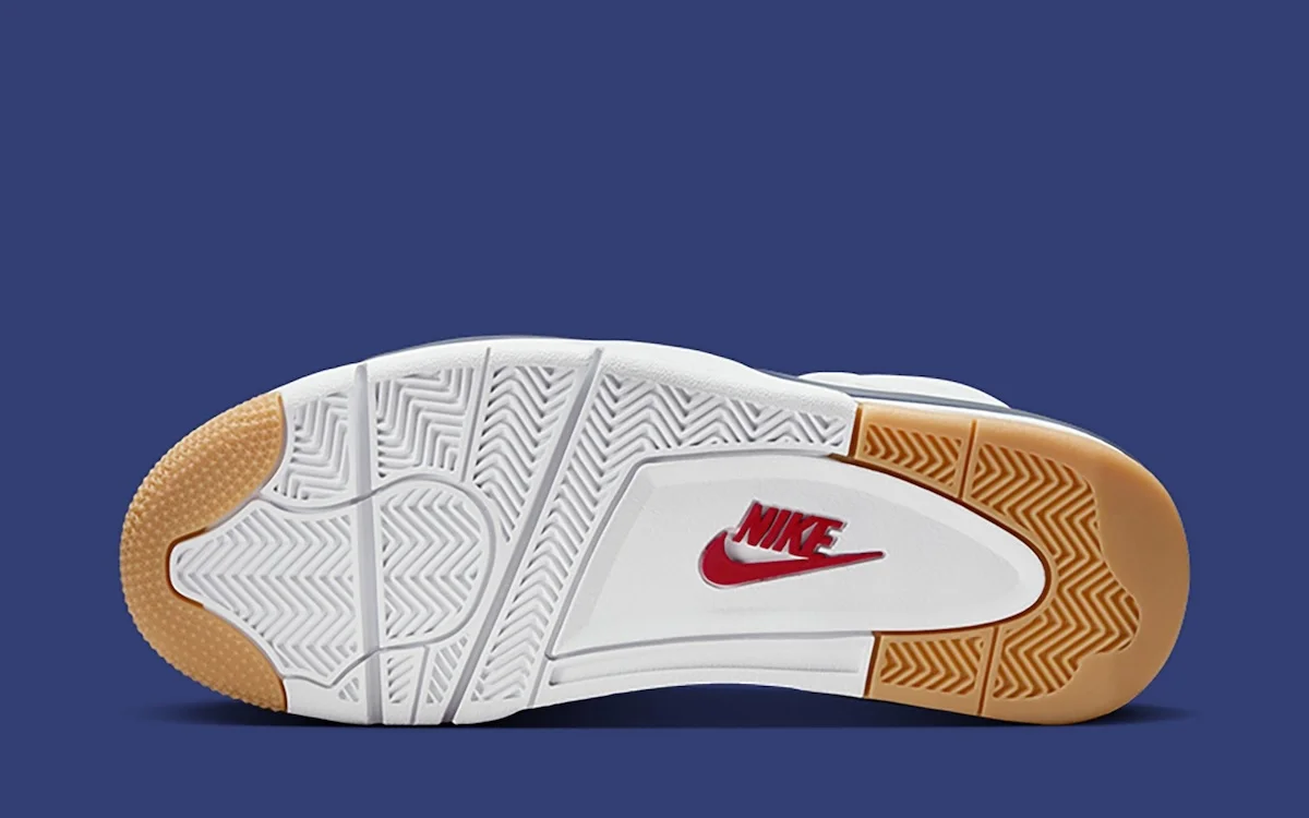 Nike SB x Air Jordan 4 Navy confirme sa sortie sur SNKRS après son lancement dans les skateshops