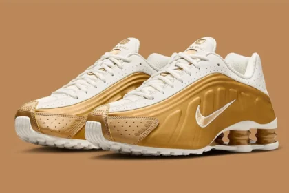 L’iconique Nike Shox R4 « Black and Gold » se métamorphose en version dorée !