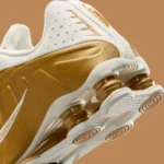 L’iconique Nike Shox R4 « Black and Gold » se métamorphose en version dorée !