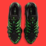 Nike Shox TL « Black Neon » édition 2025. La sneaker cyberpunk ultime ?