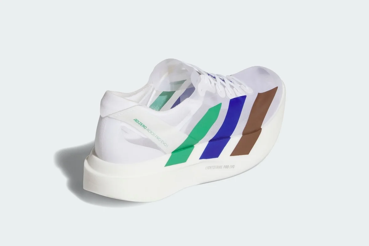 Pharrell Williams x adidas Adizero Adios Pro Evo 1 6 L'adidas Adizero Adios Pro Evo 1 de Pharrell Williams fait son retour pour le marathon de Londres en édition limitée