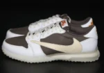 Un échantillon rare de Travis Scott x Air Jordan 1 Low « Reverse Mocha » apparaît pour un événement caritatif HBCU