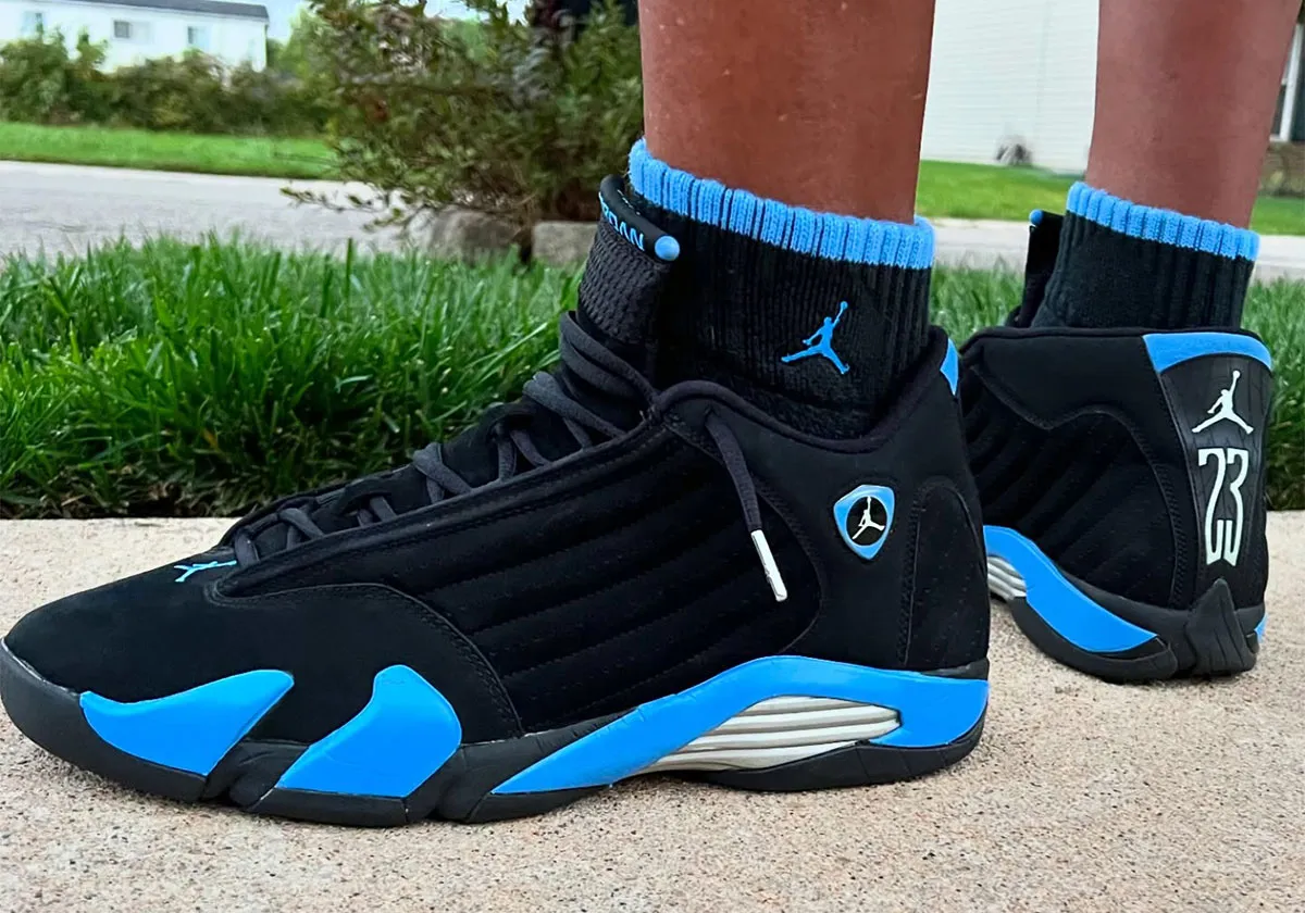 Air Jordan 14 Black University Blue 2 La Air Jordan 14 « Black/University Blue » fera son grand retour après deux décennies d'absence