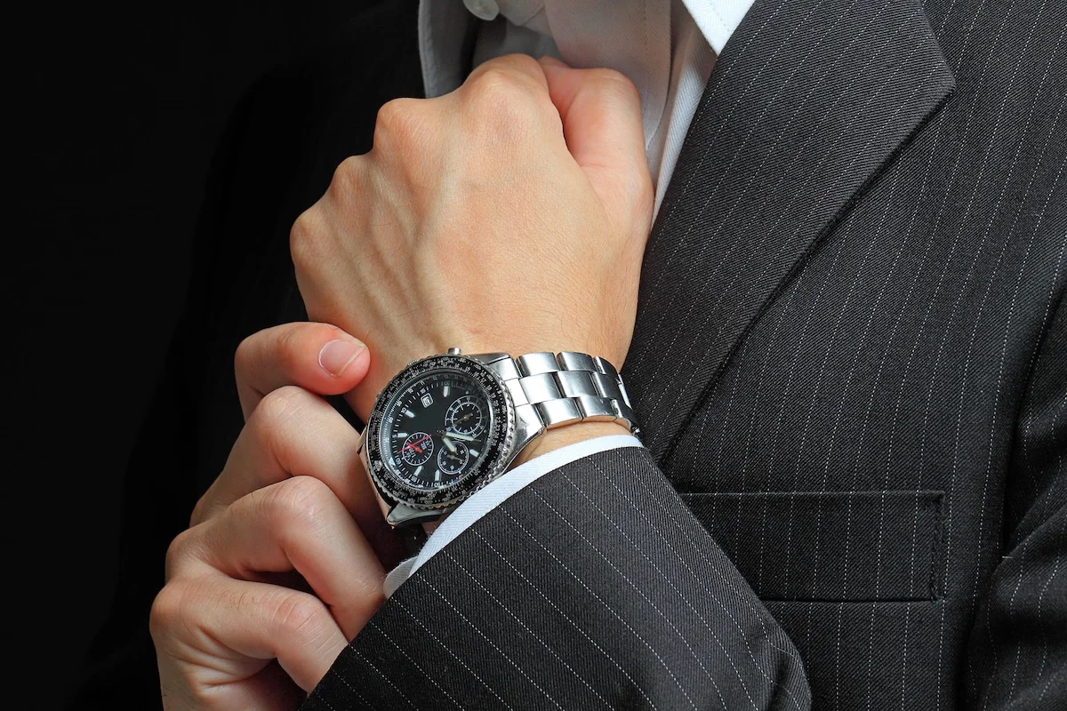 Guide pour choisir montre homme Guest Post 1 La montre pour homme : guide complet pour choisir le modèle parfait selon votre style et votre personnalité