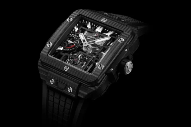 Hublot dévoile la Square Bang Tourbillon 4-Day Power Reserve, avec un boîtier en carbone 3D