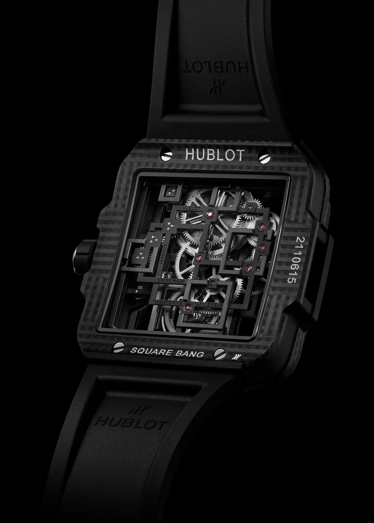 Hublot Square Bang Tourbillon 4 Day Power Reserve 2 Hublot dévoile la Square Bang Tourbillon 4-Day Power Reserve, avec un boîtier en carbone 3D