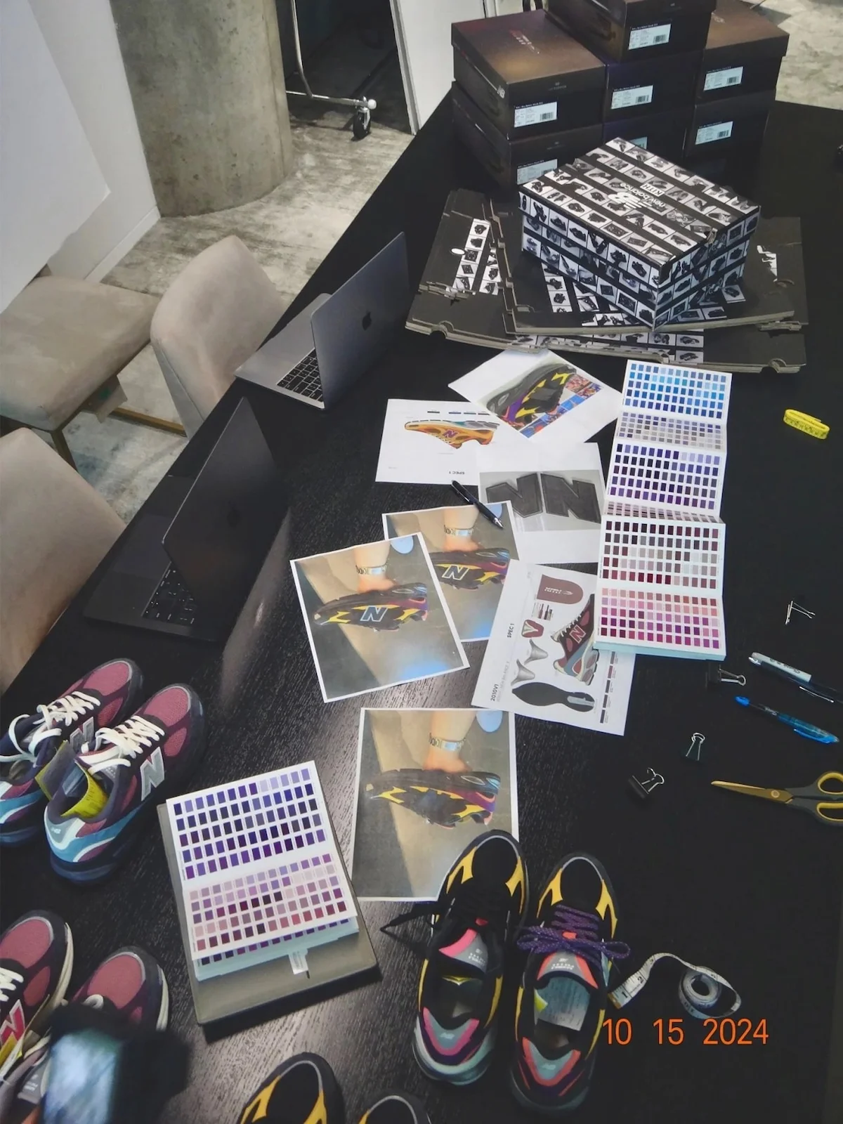 Kith x New Balance Abzorb 2010 4 La collaboration exclusive Kith x New Balance Abzorb 2010 sortira la semaine prochaine
