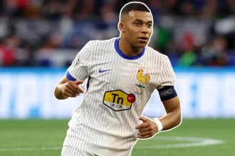La collaboration Kylian Mbappé x Nike Air Max Plus VII sera lancée au printemps 2026