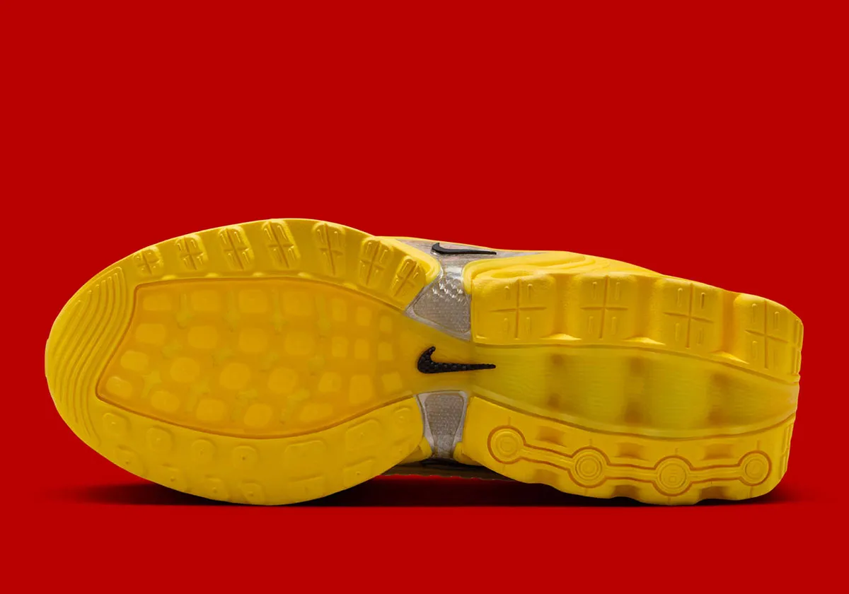 LEGO x Nike Air Max Dn 6 La LEGO x Nike Air Max Dn est enfin disponible avec ses détails ludiques et sa couleur éclatante