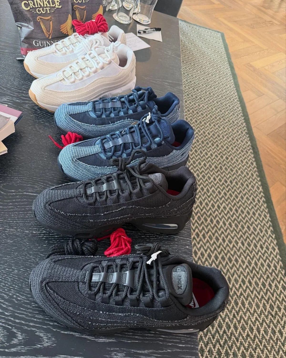 Levis x Nike Air Max 95 2 La collaboration Levi's x Nike Air Max 95 sera lancée à l'été 2025 avec trois coloris denim