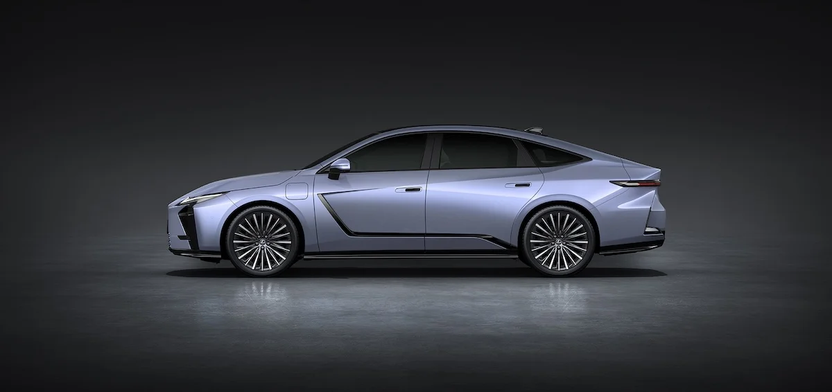 Lexus ES 1 Avec sa nouvelle Lexus ES, le constructeur japonais transforme le segment des berlines premium