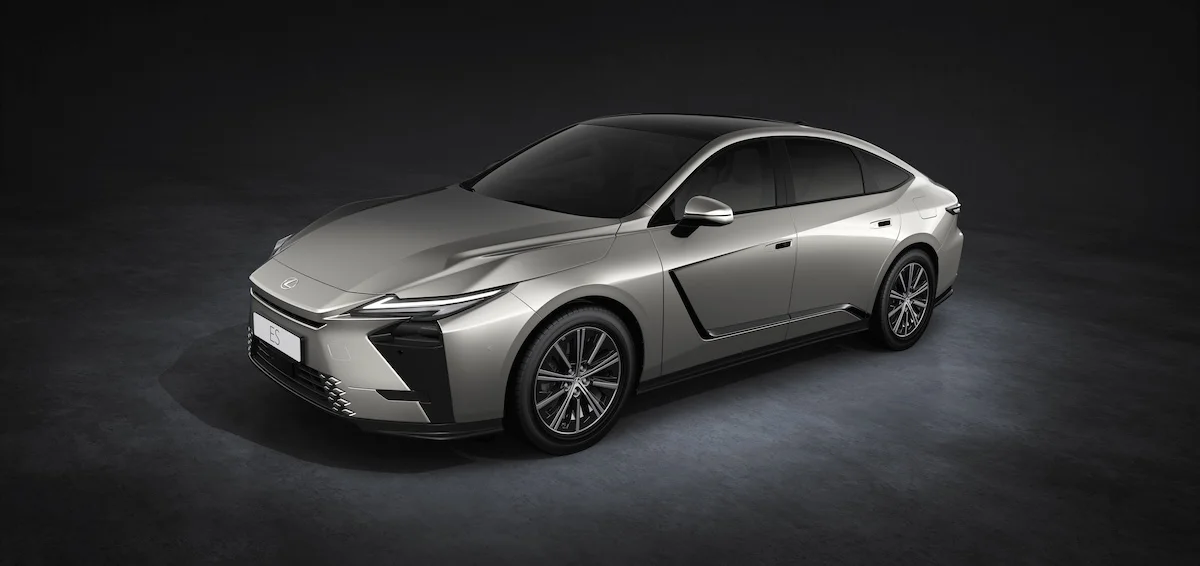 Lexus ES 2 Avec sa nouvelle Lexus ES, le constructeur japonais transforme le segment des berlines premium