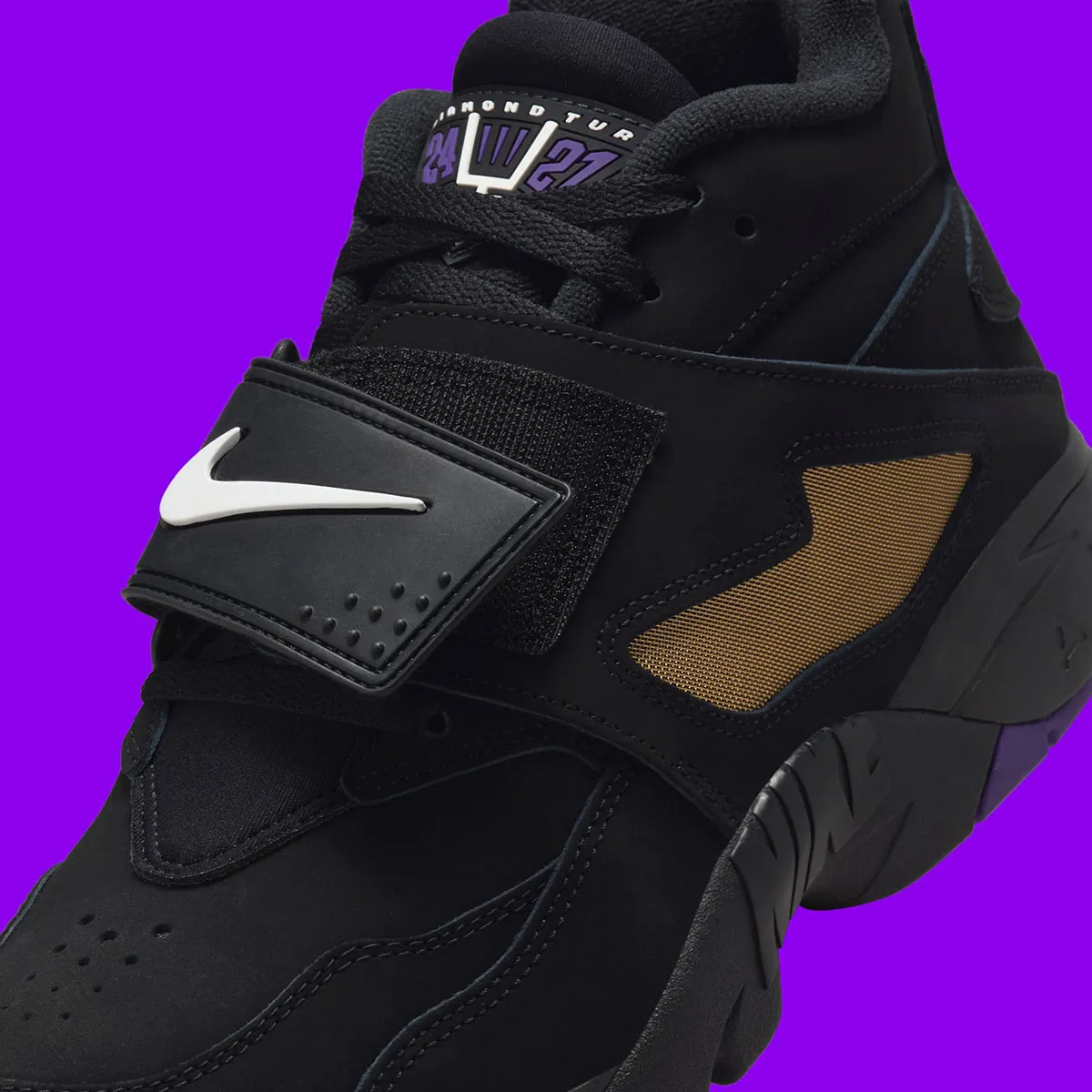 Nike Air Diamond Turf Baltimore Ravens 7 La Nike Air Diamond Turf « Baltimore Ravens » sera de retour en mai avec un coloris haut de gamme aux couleurs de l'équipe