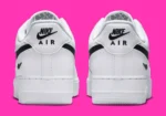 La Nike Air Force 1 « Nylon Swoosh » fait son retour dans une version noir et blanc attendue