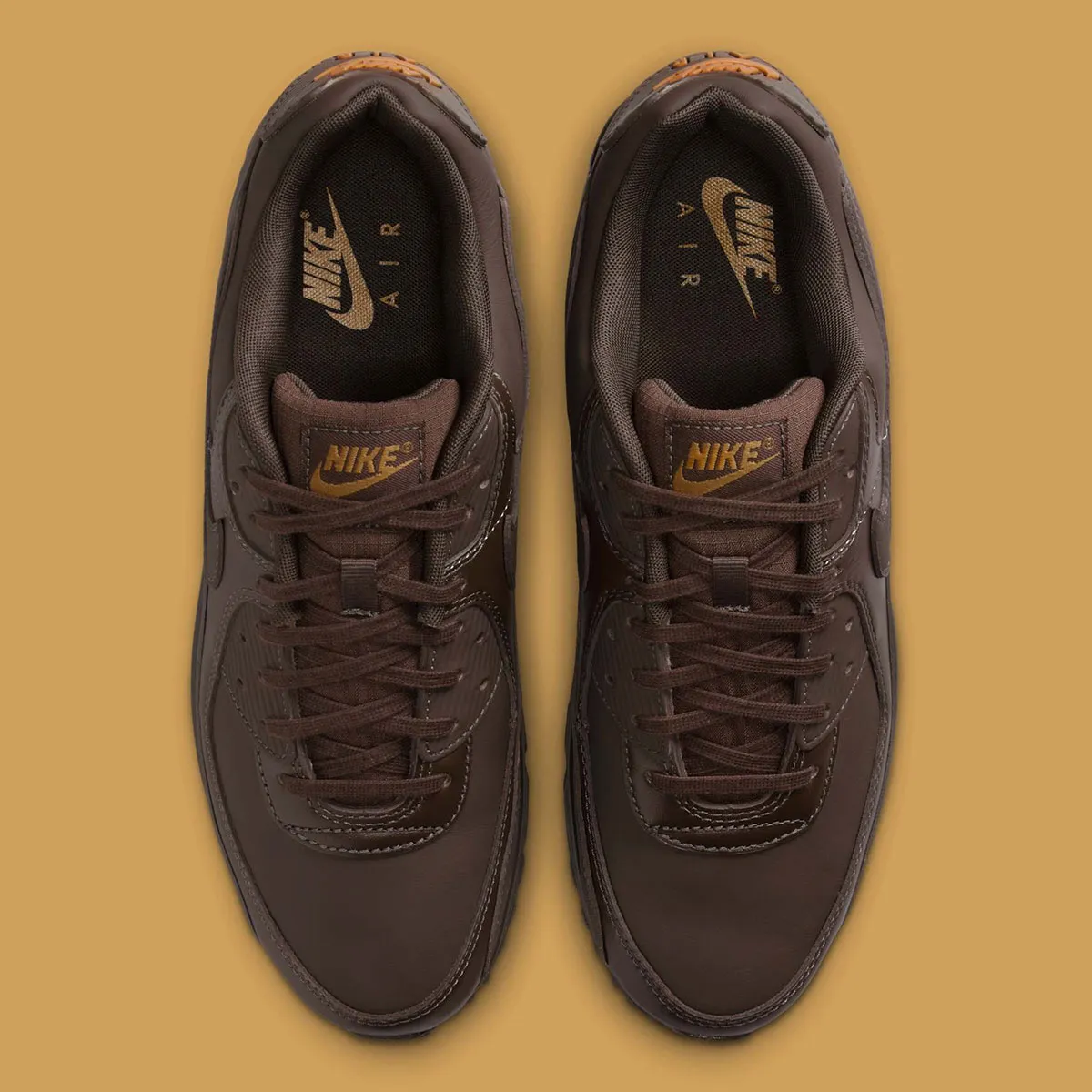 Nike Air Max 90 Baroque Brown 3 La Nike Air Max 90 « Baroque Brown » rend subtilement hommage aux héros du quotidien