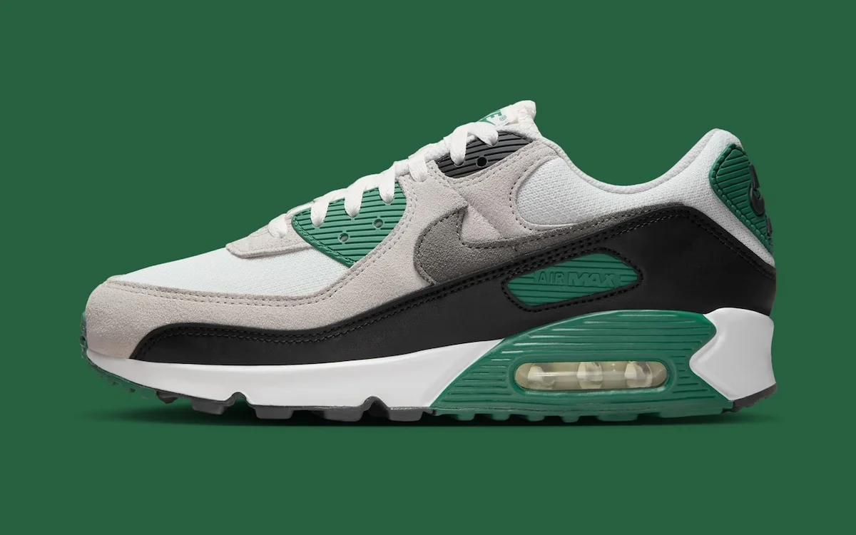 Nike Air Max 90 Evergreen Aura 2 La Nike Air Max 90 « Evergreen Aura » célèbre trois décennies d’héritage
