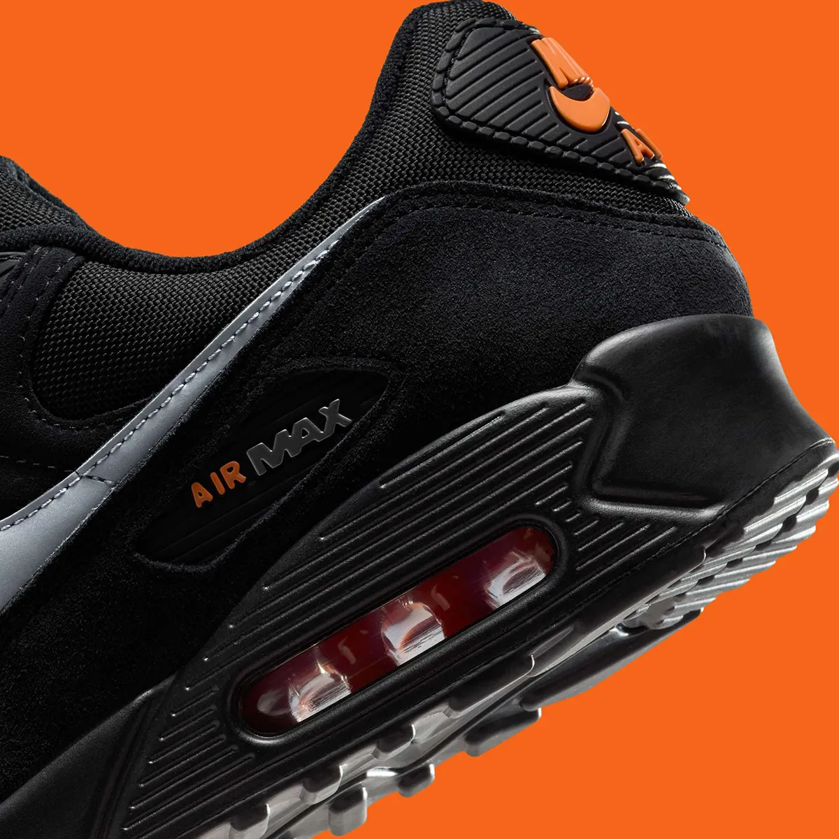 Nike Air Max 90 Halloween 7 La Nike Air Max 90 Halloween fait un retour inattendu avec des détails effrayants pour l'automne 2025