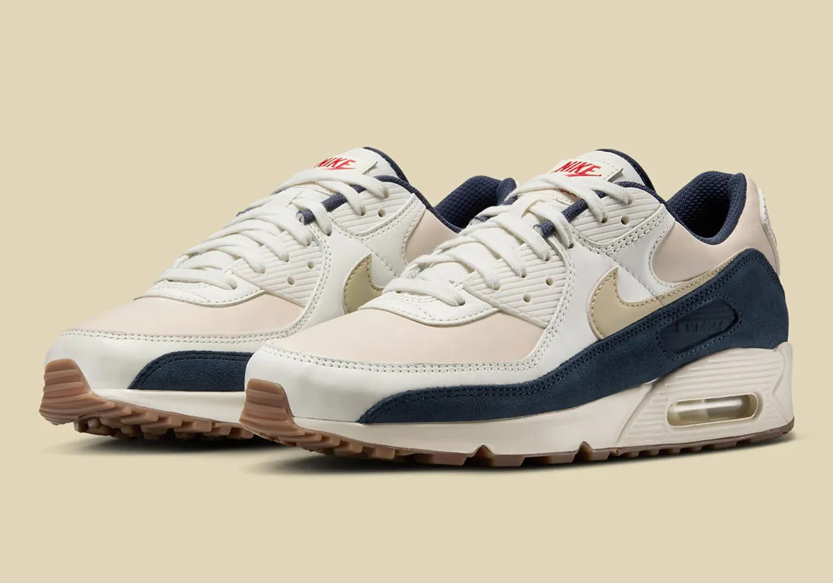 Nike Air Max 90 Thunder Blue 0 La Nike Air Max 90 « Thunder Blue » débarque avec une touche de fraîcheur estivale