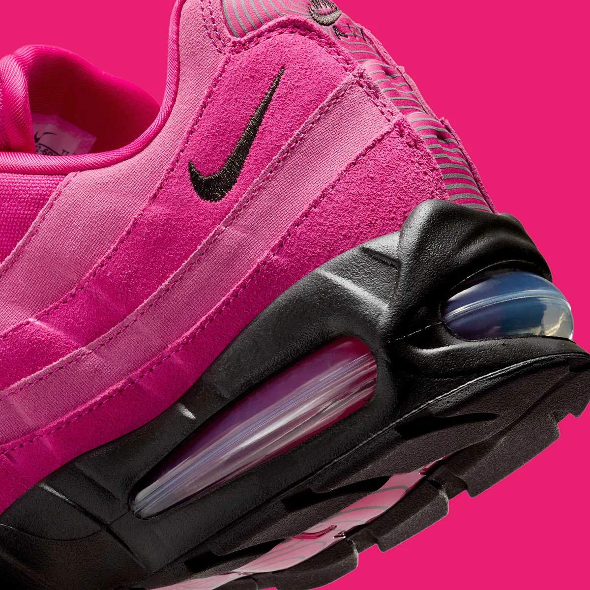 Nike Air Max 95 OG Fireberry 7 La Nike Air Max 95 OG « Fireberry » arrive cet automne avec une teinte rose incandescente