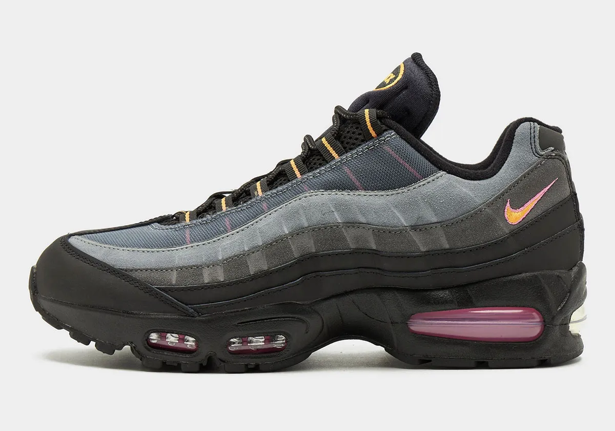 Nike Air Max 95 Sundial Playful Pink 1 Pour son 30e anniversaire, la Nike Air Max 95 « Sundial/Playful Pink » débarque avec la technologie Big Bubble