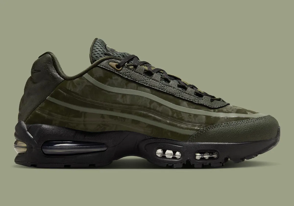 Nike Air Max 95 x Worksout 7 Les premières images de la collaboration Worksout x Nike Air Max 95 ont été dévoilées, ainsi que la date de sortie