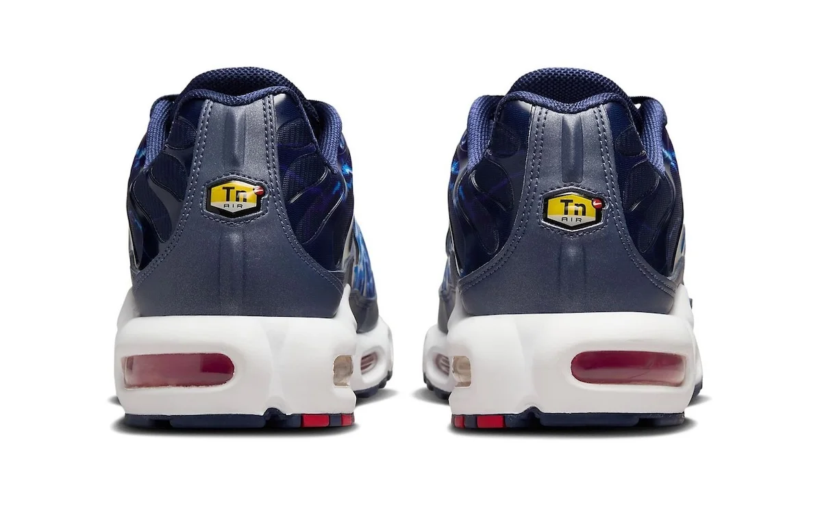 Nike Air Max Plus Eclair 2025 5 La Nike Air Max Plus « Éclair » revient en 2025 avec son design original