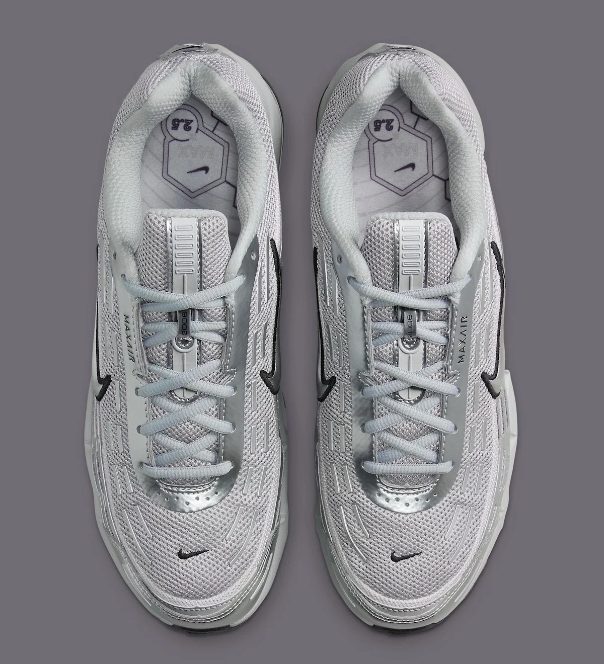 Nike Air Max TL 2.5 Chrome 4 La Nike Air Max TL 2.5 « Chrome » révèle son potentiel rétro-futuriste pour le printemps 2025