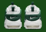 Nike Air More Uptempo Low Wears Celtics 0 Pour l'été, la Nike Air More Uptempo Low s'habille aux couleurs des Celtics