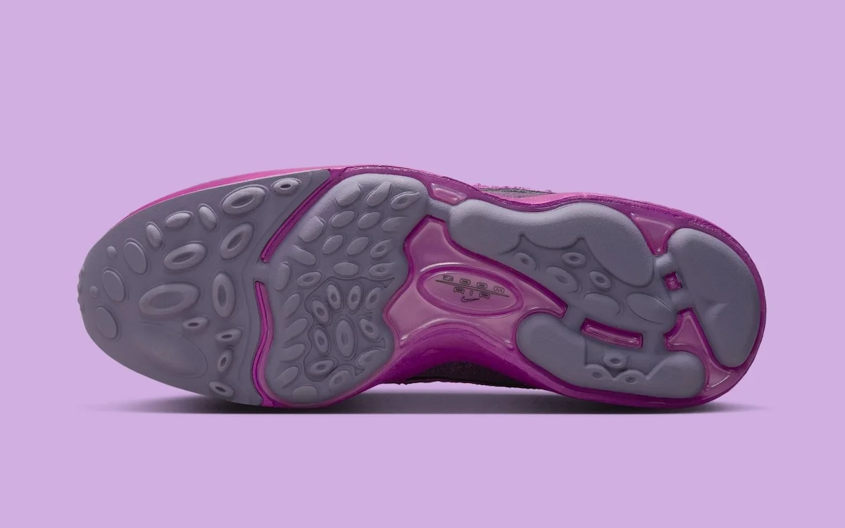 Nike Air Zoom Spiridon Hot Fuchsia 7 La Nike Air Zoom Spiridon « Hot Fuchsia » marie des matériaux haut de gamme à une chaussure de course classique