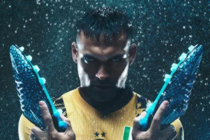 La Nike Hypervenom Phantom I « Hydra Transform » change de couleur au contact de l'eau