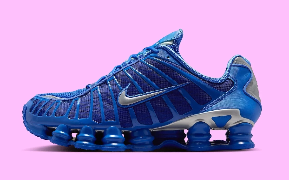 Nike Shox TL Hyper Royal 1 Pour l'automne, la Nike Shox TL « Hyper Royal » revient avec de superbes accents argent métallisé